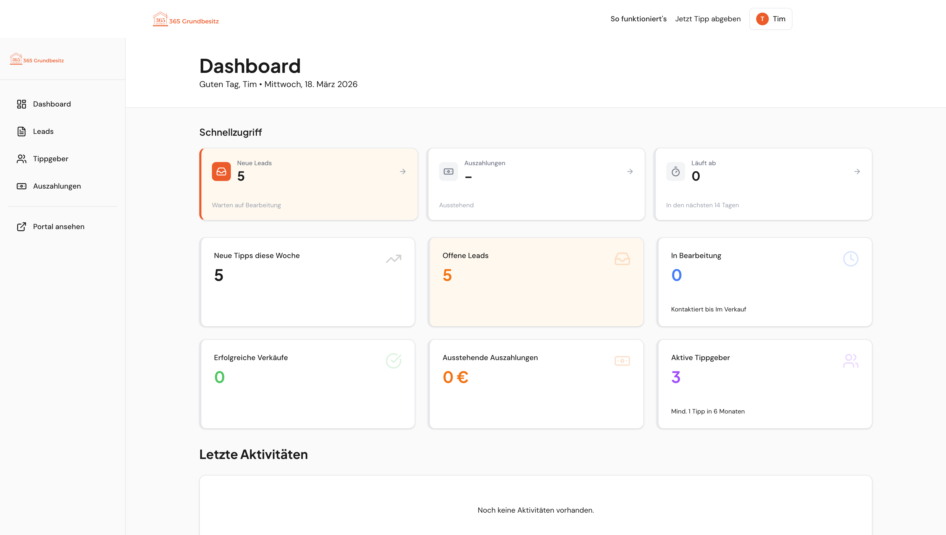 Admin-Dashboard mit Mini-CRM und Pipeline